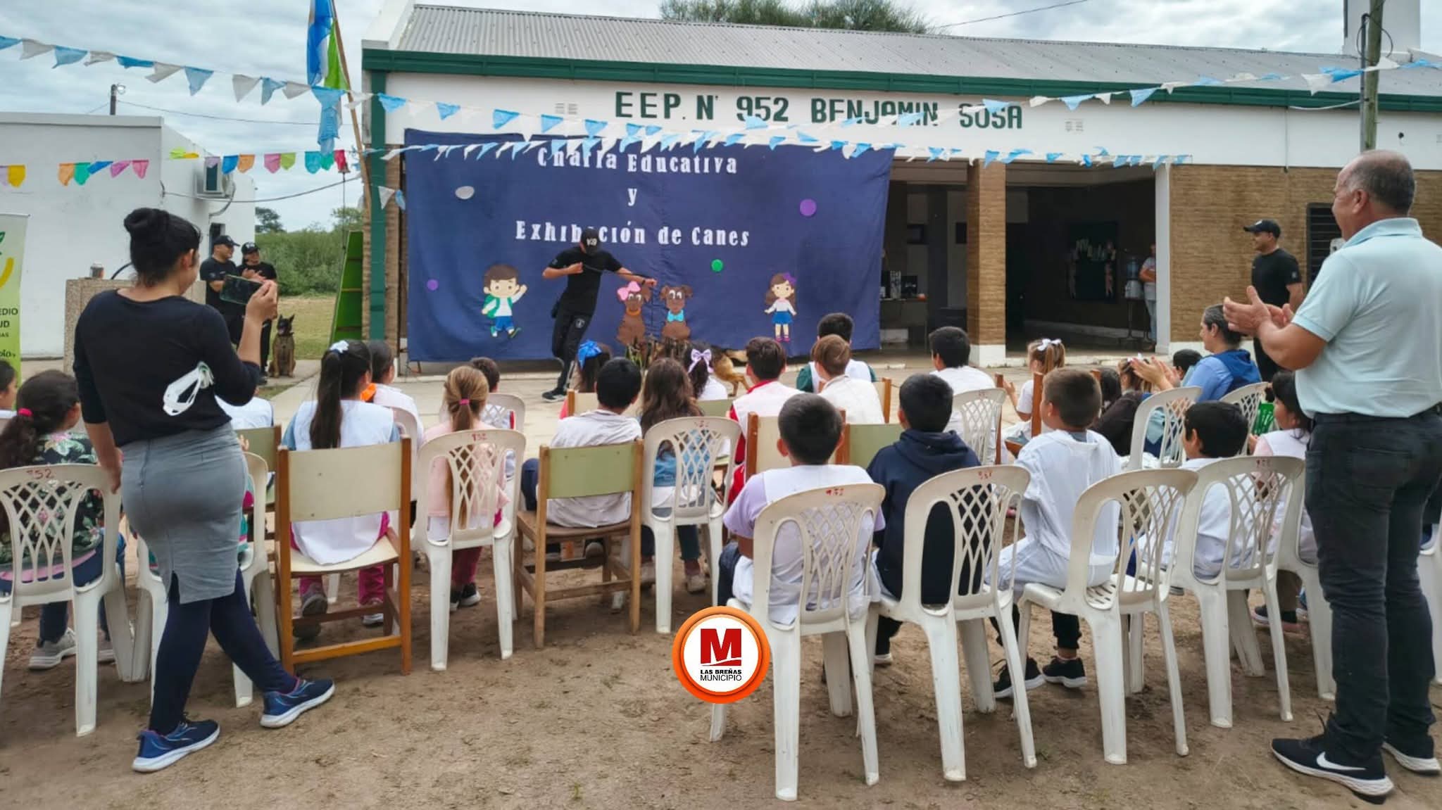 Jornada educativa con el Departamento de Canes en Los Arenales